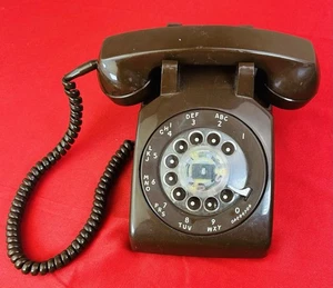 VTG Stromberg Carlson Rotary Desk Top Telephone Phone Brown 1970s Movie Prop MCM - Picture 1 of 9