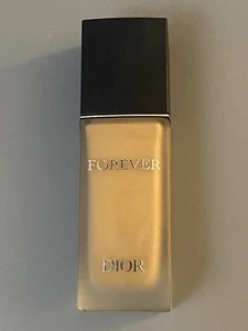 NEW Christian Dior LUXURY Makeup Forever 24 hr wear Radiant Foundation SPF 15 4W - Picture 1 of 1