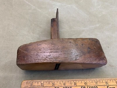 WELL USED VENEER TOOTHING PLANE - Image 1 of 4