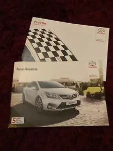 Juego de folletos Toyota Avensis 2013 - edición del Reino Unido + lista de precios rara con fecha de abril de 2013 - Imagen 1 de 1