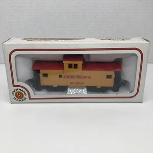 Bachman HO Scale Union Pacific UP 25743 Caboose Train + Original Box- E2 - Picture 1 of 7