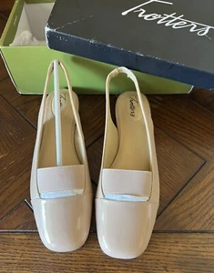 Trotters Womens Sarena Slingback Nude Leather Patent Cap Toe Size 8.5 Narrow New - Picture 1 of 8