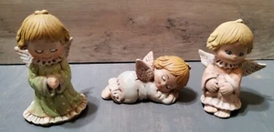 Vintage Ceramic Hand Painted Christmas Angels Set 3 Sitting Praying Sleeping - Picture 1 of 5
