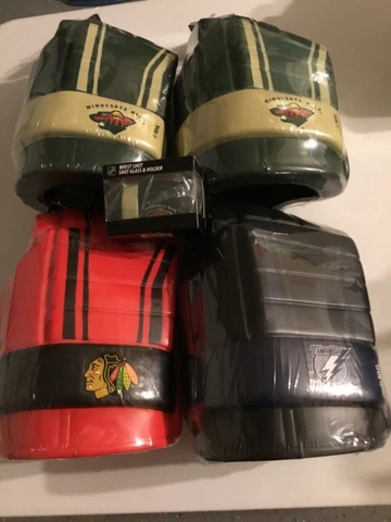 NHL MINNESOTA WILD, CHICAGO BLACKHAWKS, TAMPA BAY LIGHTNING GAME ON HOCKEY GLOVE Cover