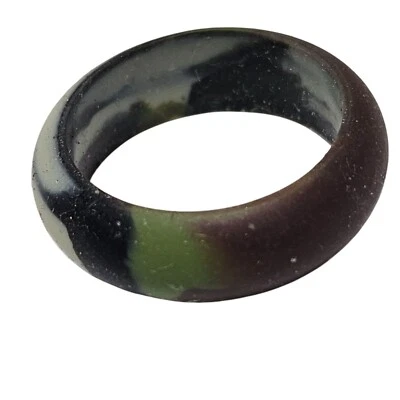 Alianza de boda ligera duradera con anillo de silicona de camuflaje para hombre talla 10 Foto 1 de 4
