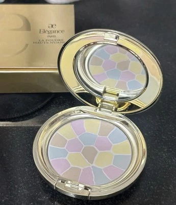 Albion ELEGANCE PARIS #4  Face Powder La Poudre Haute Nuance  8.8g with Case - Image 1 of 4