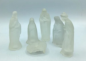 6 Piece Frosted Glass Nativity Set in Original Box - Picture 1 of 4