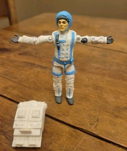 Sub-Zero V1 G.I. Joe 1990 Hasbro Vintage Action Figure With Accessories - Picture 1 of 5