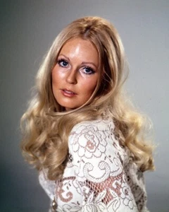 Veronica Carlson Striking Hammer Horror Vivid Color Portrait 16x20 Poster - Picture 1 of 1