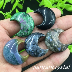 5pcs Mix Natural Quartz Crystal Moon Carved Crystal Skull Reiki Healing Gift - Picture 1 of 12