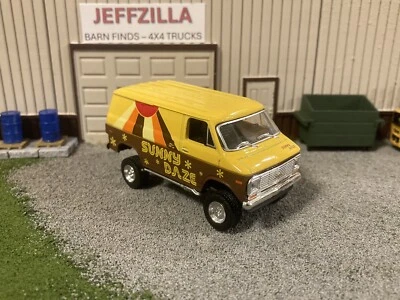 1971 Chevy Van Lifted 4x4 Truck 1/64 Diecast Custom M2 Machines Sunny Daze 4WD - Image 1 of 4