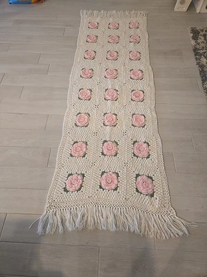 Manta Corredora Hecha a Mano Crochet Patrón Floral con Flores 3D 97"x 32" Foto 1 de 4