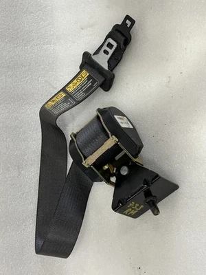 Chevrolet Colorado 2004 2005 2006 2007 2008 2009 doble cabina cinturón de seguridad trasero central Foto 1 de 3