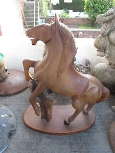 Carved wood horses x 2 - Picture 1 of 8