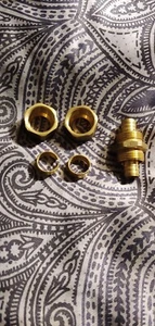 5/8" BRASS COMPRESSION FITTING - Picture 1 of 5