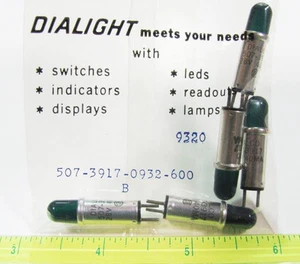 5x Dialight 507-3917-0932-600, 28V 40mA, Green Datalamp Panel Indicator - Picture 1 of 2