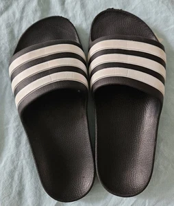 Adidas Badelatschen Schlappen Adiletten Gr. 35 Schwarz - Bild 1 von 2