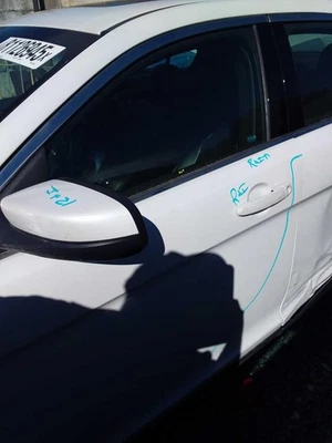 Used Front Left Door Assembly Front fits: 2013 Ford Taurus electric L. Limited F Foto 1 de 4