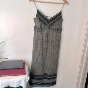 Tory Burch Whimsy Goth Y2K Beaded Black and Gray Shift Dress Size XS Petite - Picture 1 of 10