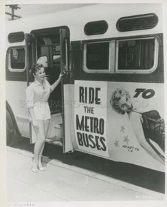 MARILYN MONROE BUS STOP 1956 PHOTO ORIGINAL #50 - Imagen 1 de 1