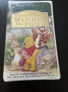 Walt Disney "The Many Adventures of Winnie the Pooh" Masterpiece (VHS) 1996 - Picture 1 of 3