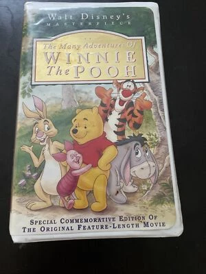 Walt Disney "The Many Adventures of Winnie the Pooh" Masterpiece (VHS) 1996 - Image 1 of 3