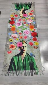 Stola Sciarpa Frida Kahlo nuova con cartellino 