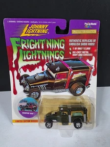 Johnny Lightning Fright'ning Lightnings Vampire Van 1:64 Die-Cast Metal - Picture 1 of 3