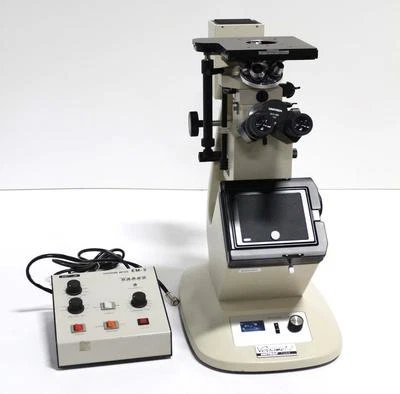 Unitron Versamet 2 Inverted Microscope with Epi MPL Objectives - Image 1 of 4