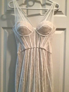 Jadore Gown -White Lace over Beige Lining- Size 6 - Picture 1 of 10
