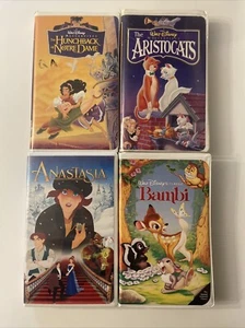 Lot Of 4 VHS Disney Movies - Picture 1 of 2