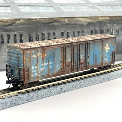 Atlas N Scale Boston Maine Evans 53ft Dbl Plug Boxcar BM 134 Custom Weathered - Image 1 of 4