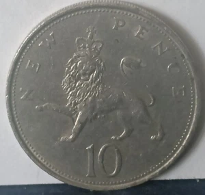 1969 UK Crowned Lion 10 Ten New Pence Coin in Copper-nickel - Picture 1 of 2