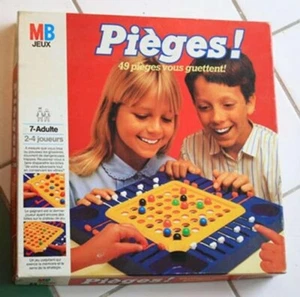 JEU PIEGES ! MB BILLES DE REMPLACEMENT PIECES D'ORIGINE 145mm DIAMETRE - Imagen 1 de 9