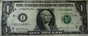 1 Dollar Bill Star Note with Unique Serial Numbers Highly Valued By Collectors - Picture 1 of 1
