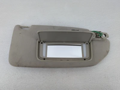 2004-2006 Volvo S40 Passenger Sun Visor Mirror Right Sunvisor Light Beige KGWI9 - Image 1 of 4