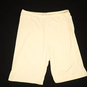 Pantalones Cortos/Leggings Talla 2XL Color Crema Rayón 10.5" Entrepierna - Imagen 1 de 7