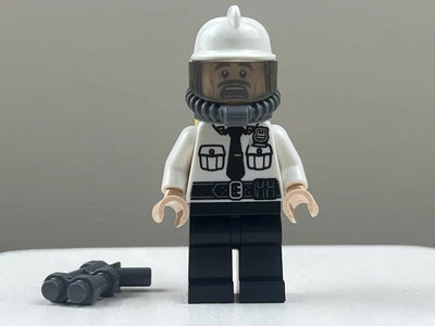 LEGO Super Heroes Batman Security Guard Minifigure - sh0320 70901 NEW - Image 1 of 4