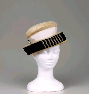Trikki an Edna Wallace Vintage Pure 60s Hat 100% Linen Trimmings "Bow" Size 55cm - Image 1 of 4