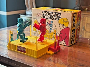 MARX ROCK'EM SOCK'EM ROBOTS SET BOXED 1966 ORIGINAL COMPLETE WORKS - Picture 1 of 10