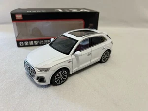 1:24 AUDI Q5 SUV Alloy Car Model Diecast & Toy Vehicle Metal Childrens Gift Kids - Picture 1 of 48