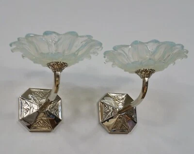 CAPON & EZAN: un par de apliques de pared Art Deco de 1930 opalescentes franceses... Francia Foto 1 de 4