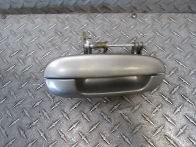 02 03 04 OLDSMOBILE BRAVADA PASAJERO DERECHO MANIJA PUERTA TRASERA EXTERIOR Foto 1 de 4