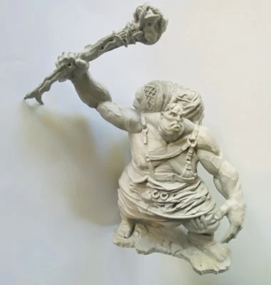 D&D Nolzur’s Marvelous Miniatures Unpainted Hill Giant (huge) - image 1 of 4