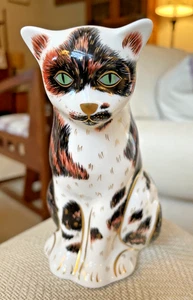ROYAL CROWN DERBY MOTHER CAT - RARE COLOURWAY (TORTOISESHELL) - 2008 GOLD BUTTON - Picture 1 of 7