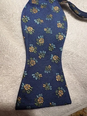 НОВЫЙ мужской галстук-бабочка Daniel Cremieux с узором Ret. $39,50 новый с Ярлыками  - Изображение 1 из 2