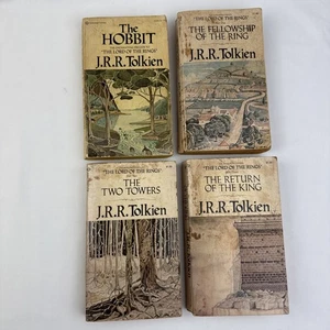 Vtg The Lord Of The Rings Book Novel Set 4 Titles JRR Tolkien Ballantine 1976 - Foto 1 di 9