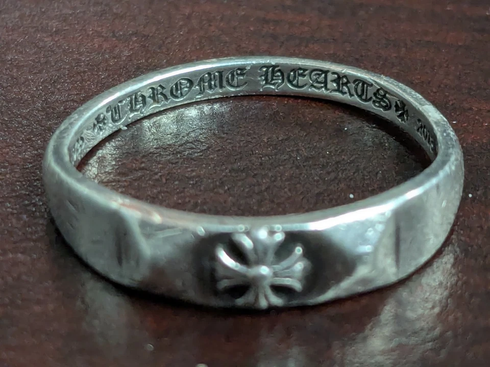 CORAZONES CROMADOS PIRÁMIDE CHICLE PLUS ANILLO Talla 6.5 Foto 1 de 1