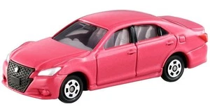 Tomica Crown Diecast Athlete Pink Car Toy 92 Scale 1:66 - Picture 1 of 1