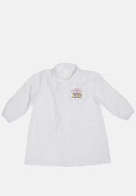 Grembiule Bimba Bianco Scuola Materna Bottoni Fantasia Ricamata 2 - 7 anni Asilo - Immagine 1 di 4